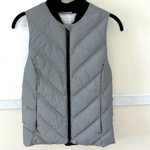 Athleta vest